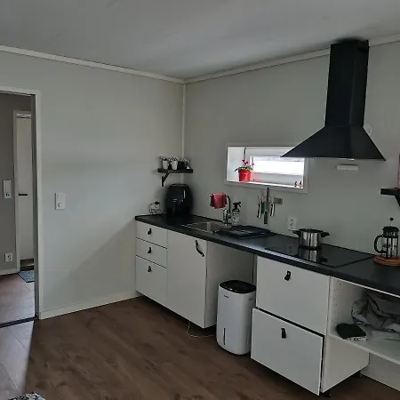 Ro Og Fred Ved Fjorden Ytre Arna